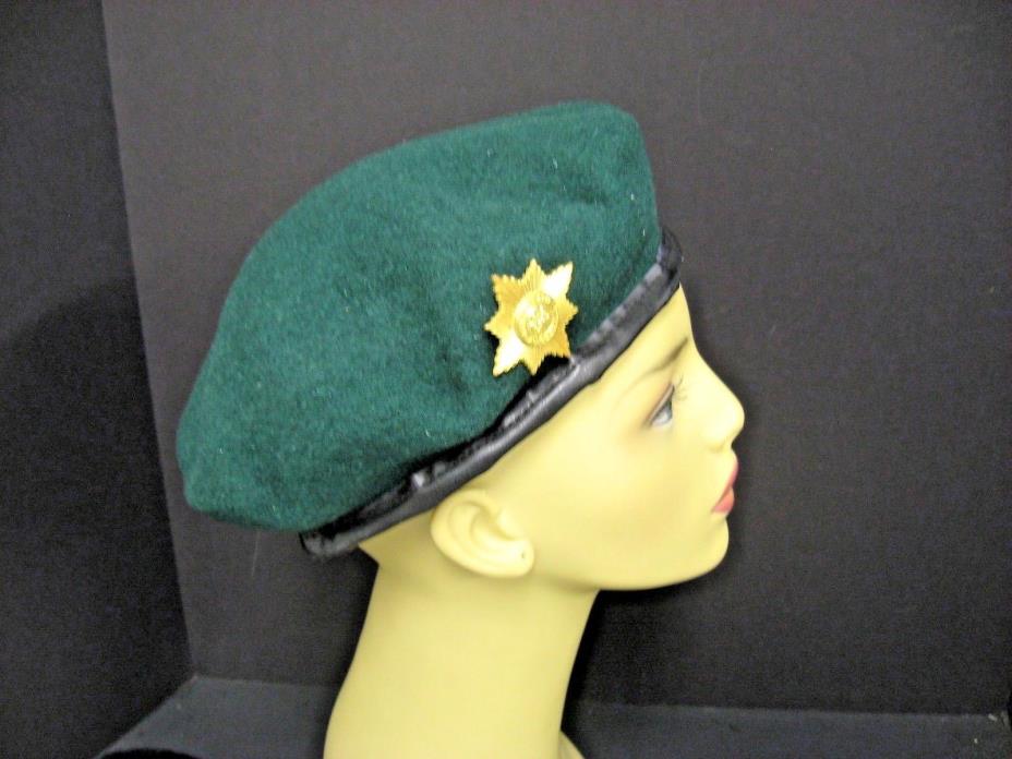 Green Wool Tam Beret Hat With Badge Men's Civil War Reenactment Hat Size 7 1/8 5