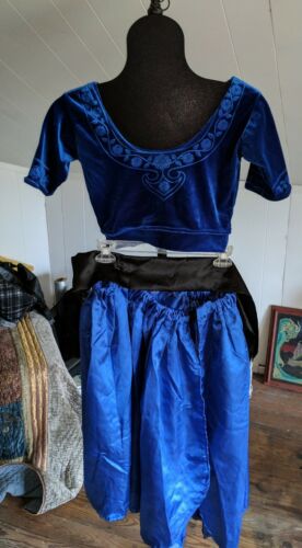 Belly dance choli top and panel skirt large Sapphire blue with veil