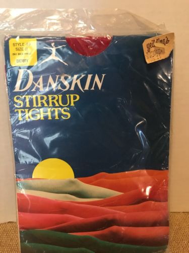 Vintage Danskin Stirrup Tights Size B Berry Color Style 49 NEW (455)