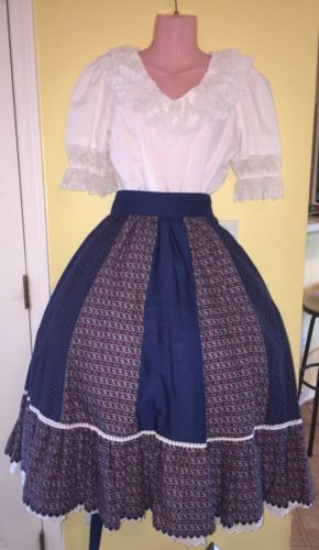 Square Dance Ladies White Top & Navy Blue Flower Skirt- Small/Medium