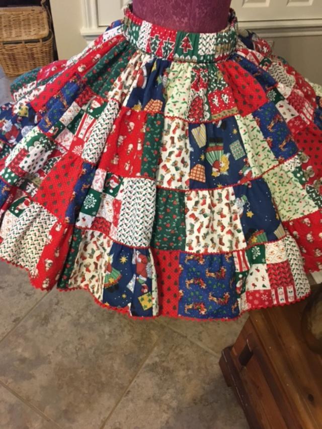Square Dance Skirt, Christmas Patchwork, Size Large, 20