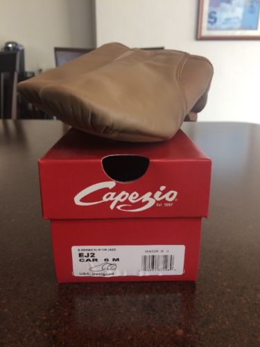 Capezio jazz shoes Adult size 6M NIB