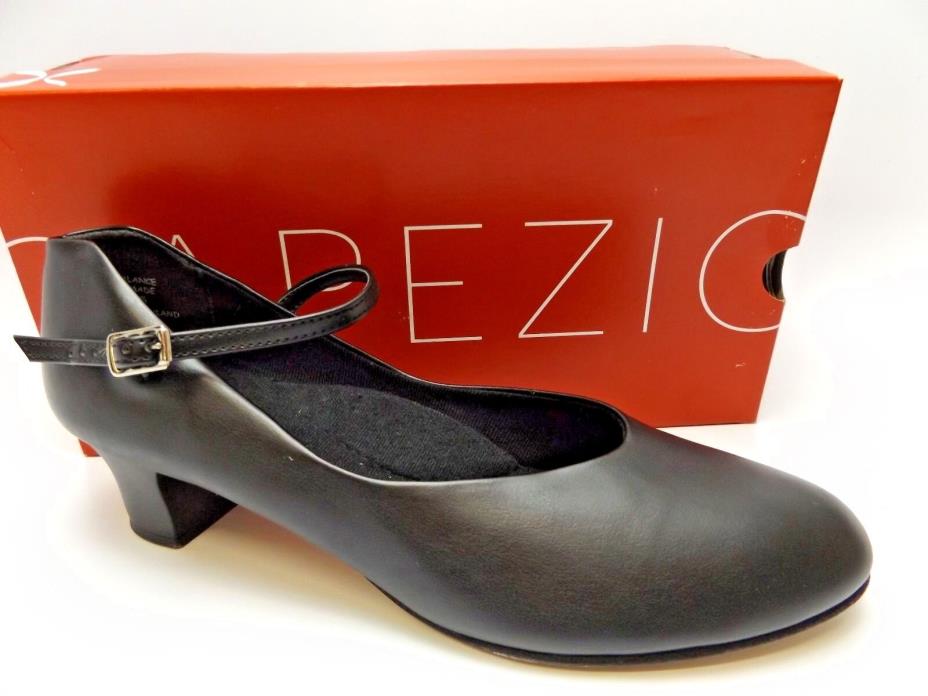 Capezio character shoe 