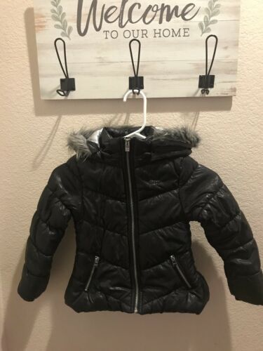 DKNY jacket youth kids coat removable hood and Faux Fur. Size 5T