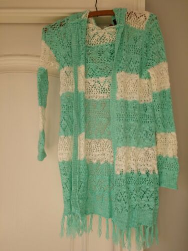 Girls Long Mint Green & Off-white Lace Duster Cardigan with hood Size Large EUC