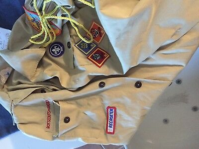-- Boy  Scouts of America   tan short  sleeve shirt adult Medium / Large 16