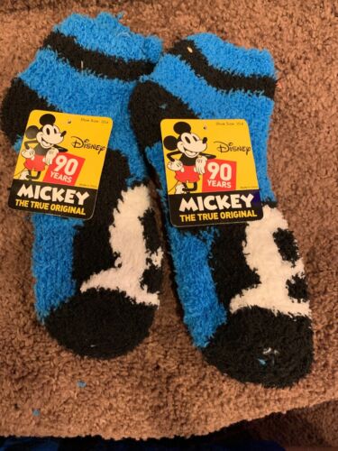 Lot Of 2 NWT Pairs Disney Fuzzy Socks Mickey Mouse Youth Kids 10-4