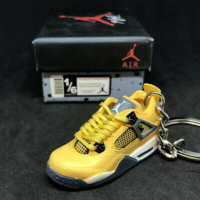Air Jordan IV 4 Retro Lightning Yellow Sneaker 3D Keychain Figure 1:6 +Shoes Box