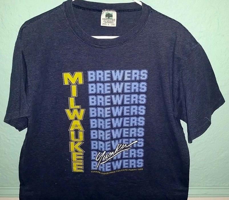 Rare VTG 1993 Milwaukee Brewers Yunker Industries Tailgate Party T-Shirt - Large