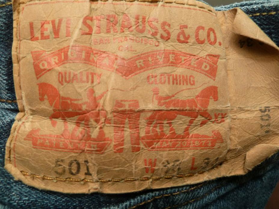 Vintage 80s 501 Levis Mens Size 36x34 Dark Wash Button Fly Red Tag