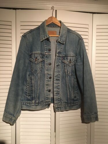 Vintage 80's Levi's blue denim jacket size 40 Red little”e” tab