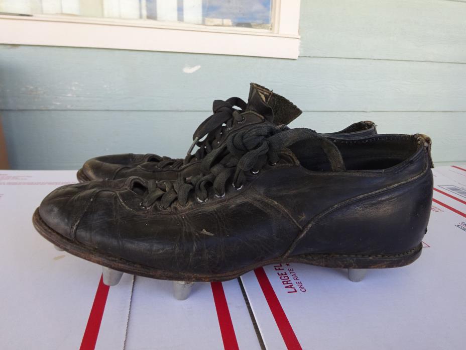Antique Vintage 1920's 30's Spot Bilt Saucony Leather Football Shoes