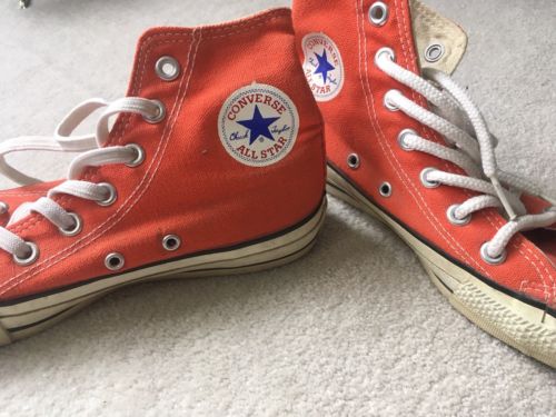 converse all star chuck taylor Vintage usa. Mens 4 Womans 6. Orange Hi Top