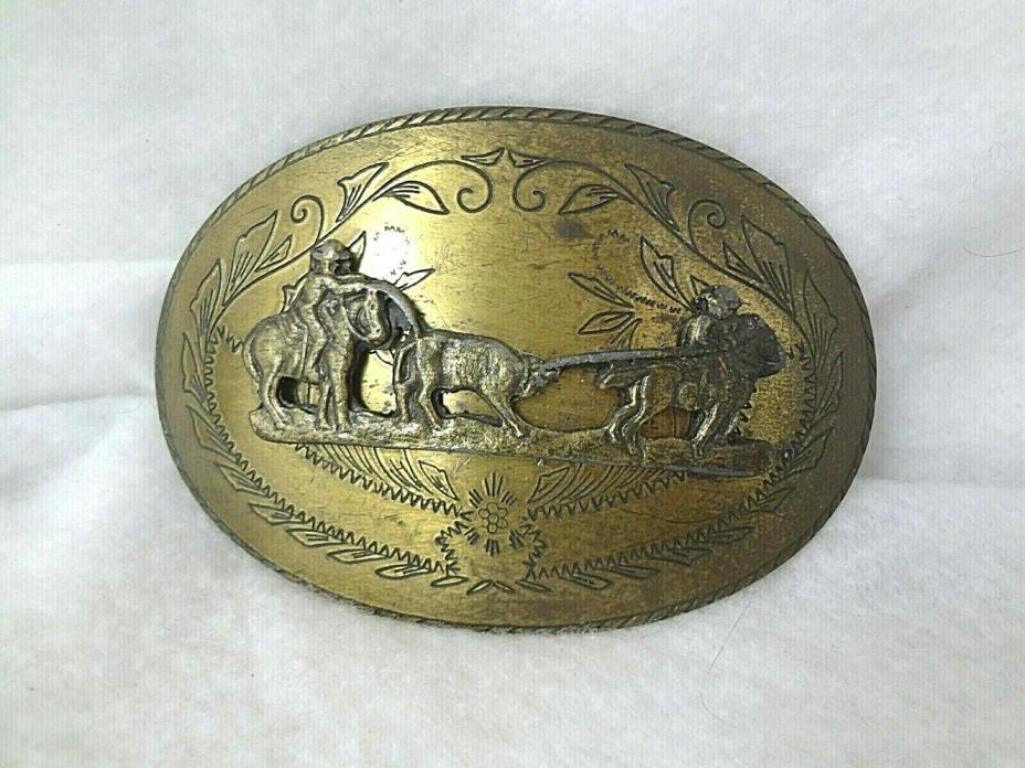 VINTAGE RAISED 3D COWBOYS HORSE & CALF WESTERN BELT BUCKLE GOLD TONED~COLLECTOR