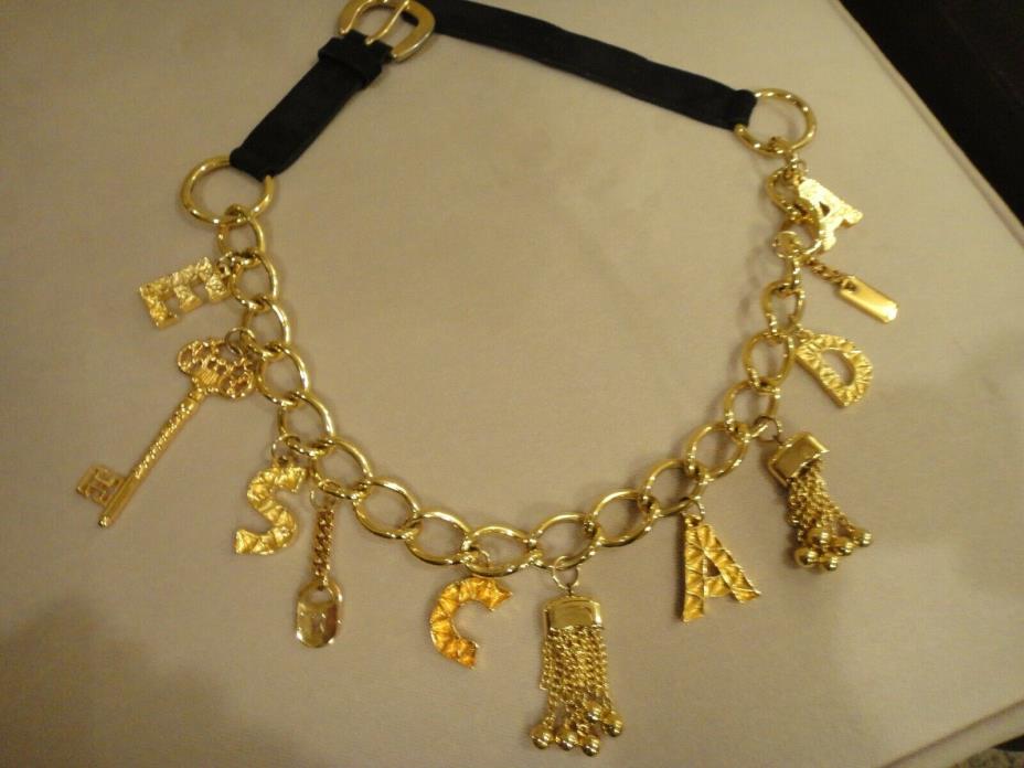 AUTH ESCADA VINTAGE CLASSIC GOLDTONE CHARMS CHAIN LEATHER BELT 36 32