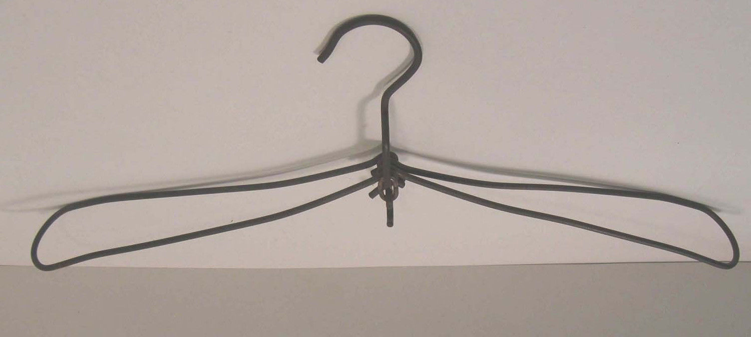VINTAGE WIRE FOLDING COLLAPSIBLE CLOTHES HANGER