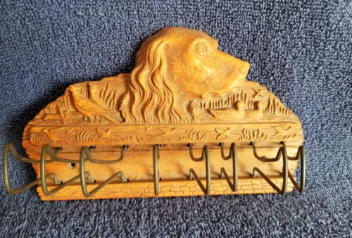 Vintage 1955 Multi Products Inc Cocker Spaniel Hunting 8-Hanger Tie/Belt Rack