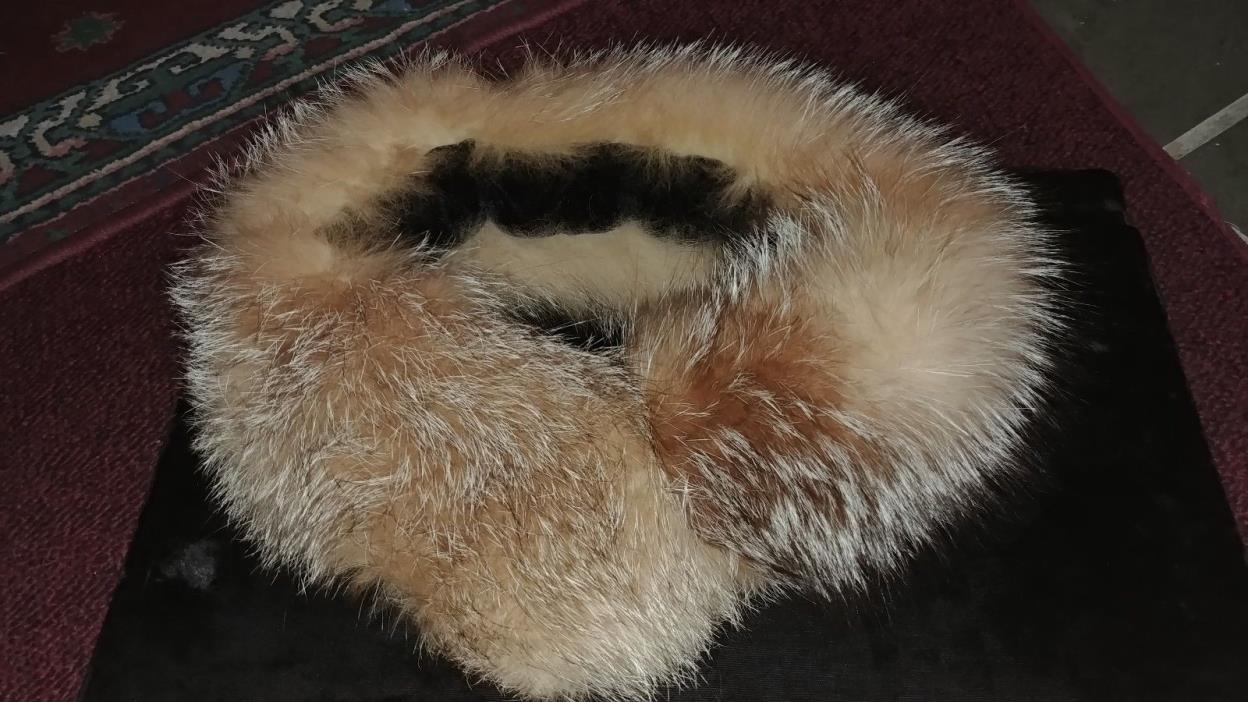 vintage  Lovely lined Red Fox collar  6 x 26 so soft and awesome