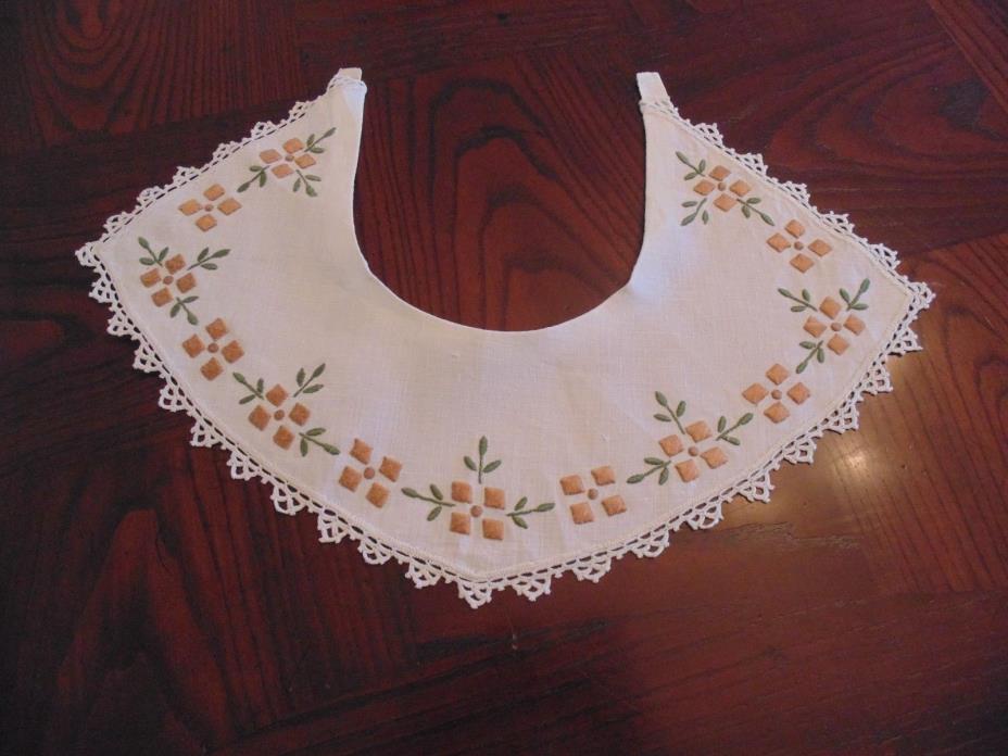vintage ladies hand embroidered and crocheted collar, flowered design