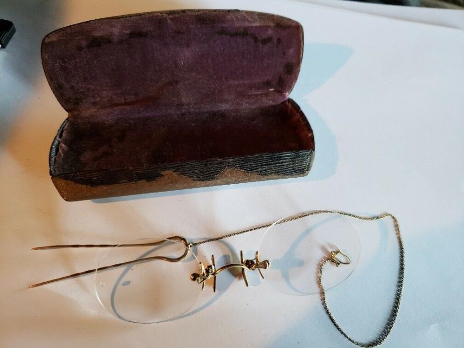 Vintage Ladies Gold-Tone Eyeglasses with Chain and Hair Pin, w/Case