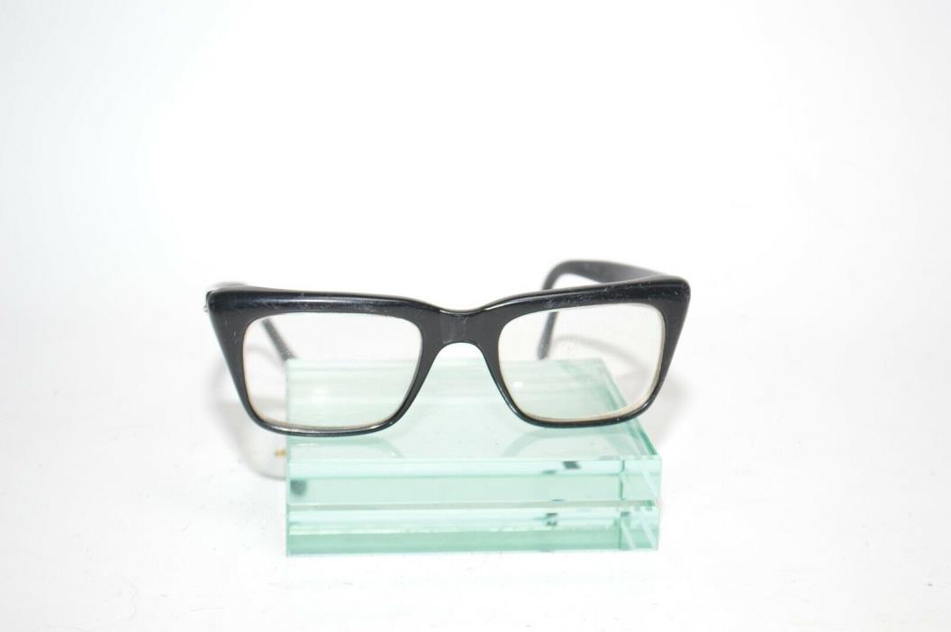 Vintage Zyloware Nylon Horn-rimmed eyeglasses frames 44[]20 5 1/4