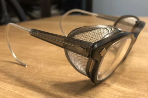 Vintage Bouton Mesh Side Safety Glasses Eyeglasses Cat Eye Horn Rim Size 46