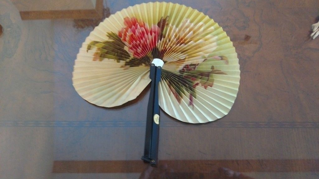4 Lovely Vintage Handpainted Paper Hand Fans Beautiful Attic Find
