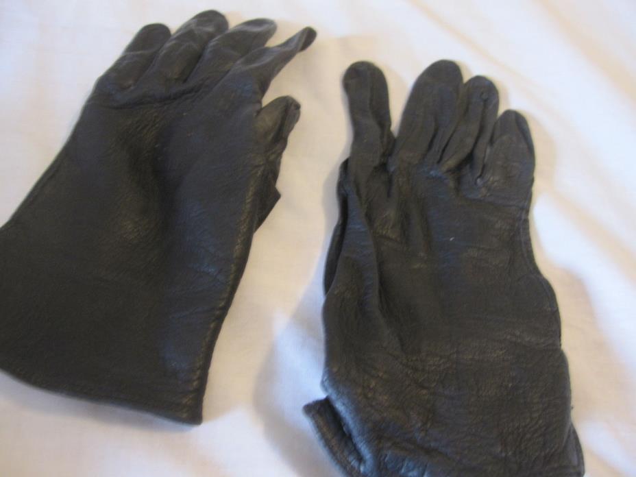 Vintage Black Leather women's Gloves  Italy  Size 7 preowned