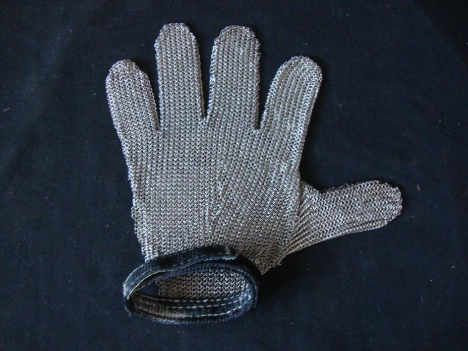 Vintage Chain Mail Mesh Safety Glove - Small, Ambidextrous - AS IS