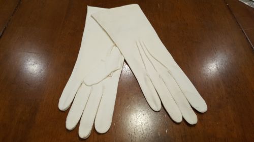 VIINTAGE WOMENS LONG IVORY COTTON GLOVES 6 1/2 JAPAN -MID LENGTH   NOS