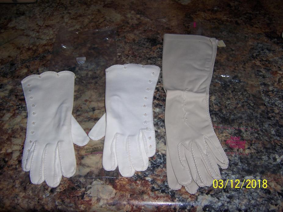 2 Pr New In Pkgs Vintage Chic PENNEY'S GAYMODE TAUPE AND OFF WHITE GLOVES OPERA