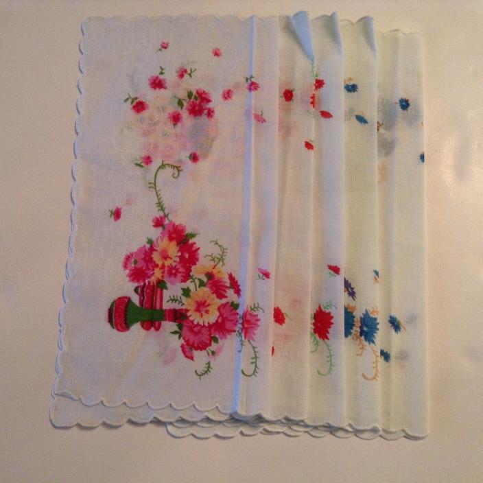 Hankies  Flowered Scalloped   Handkerchiefs Set of 5    Vintage  New