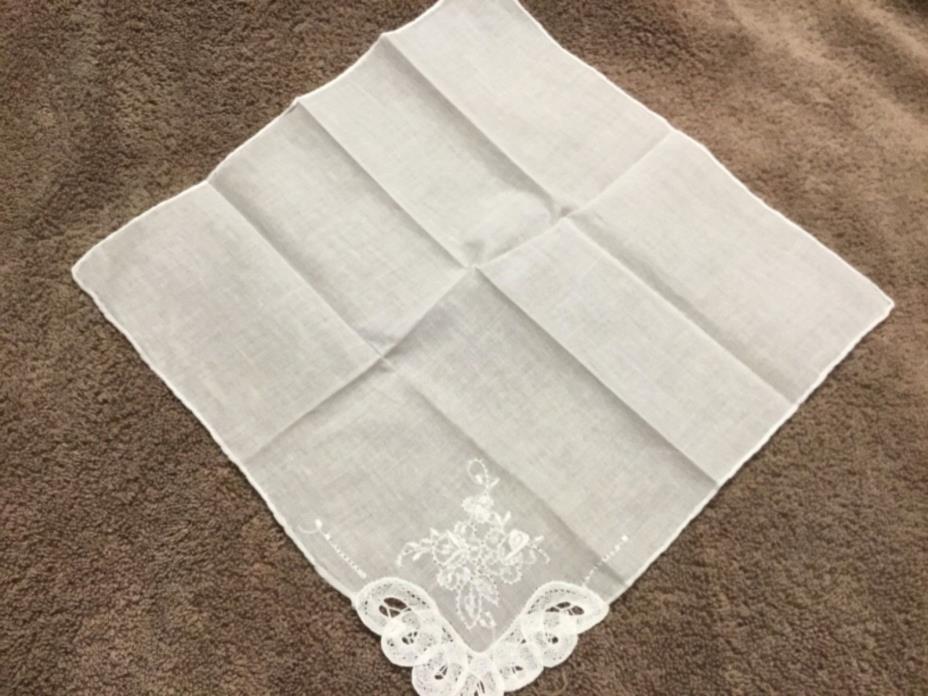 Vintage New Ladies White Linen Handkerchief/Hankie w/Beautiful Edge & Flowers