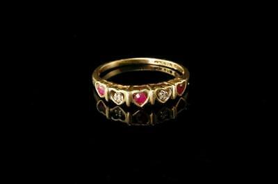 VINTAGE DIAMOND SAPPHIRE 10K YELLOW GOLD HEART BAND RING A28924