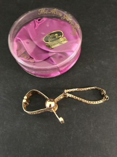 Vintage ABON 14K Gold Plated Floral Design Glove Ring Holder - Purse Attachment
