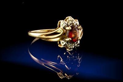VINTAGE FACETED RED GARNET DIAMOND 10K GOLD RING