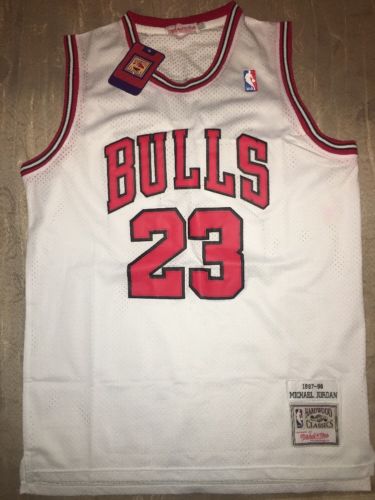 Chicago Bulls 1997 98 Michael Jordan Mitchell & Ness Jersey NBA Mens Size Large