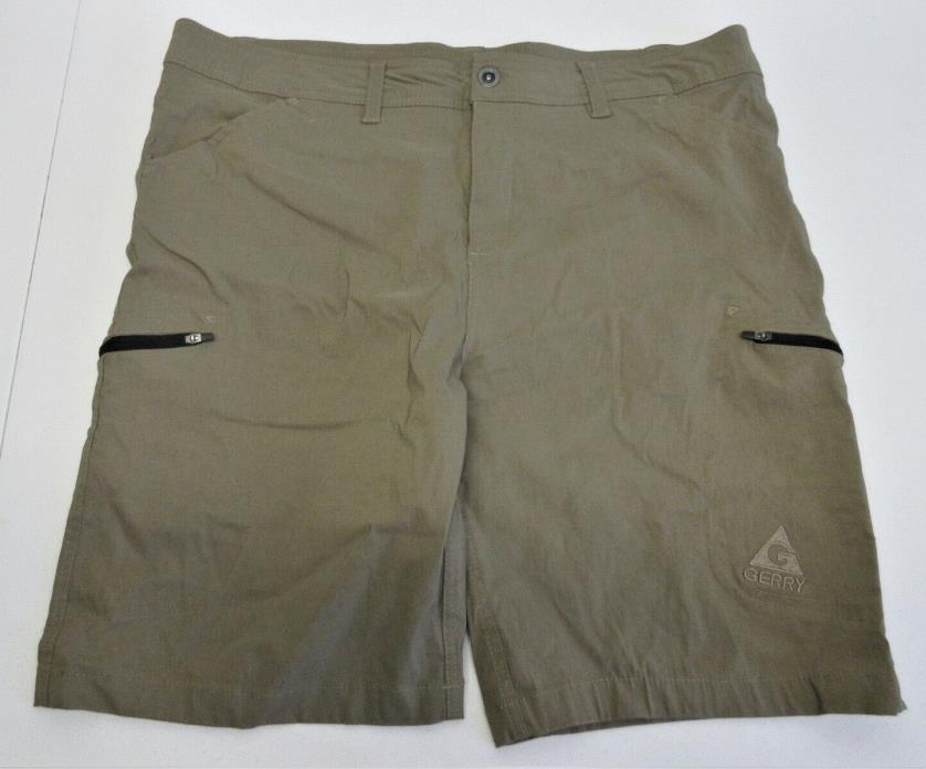 Gerry Men's Cargo Hiking Travel Shorts -  Tan Size: 40