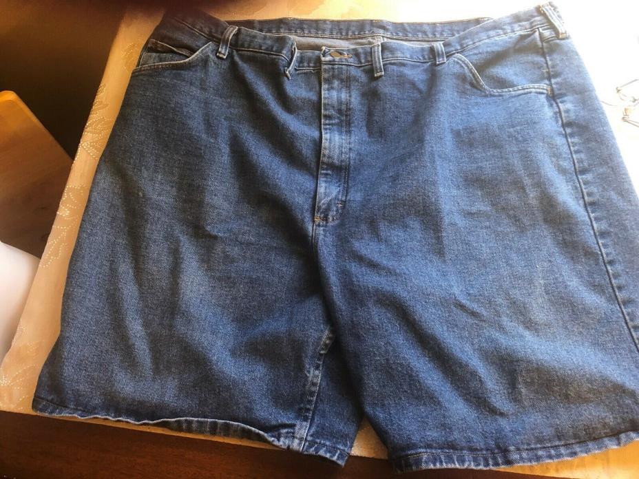 Wrangler Mens Denim Shorts..  Size 48....