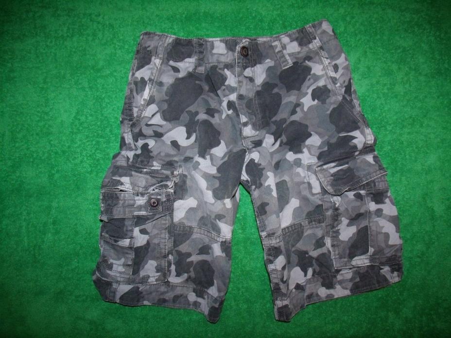Men's AEROPASTALE all cotton camouflage cargo shorts size 29