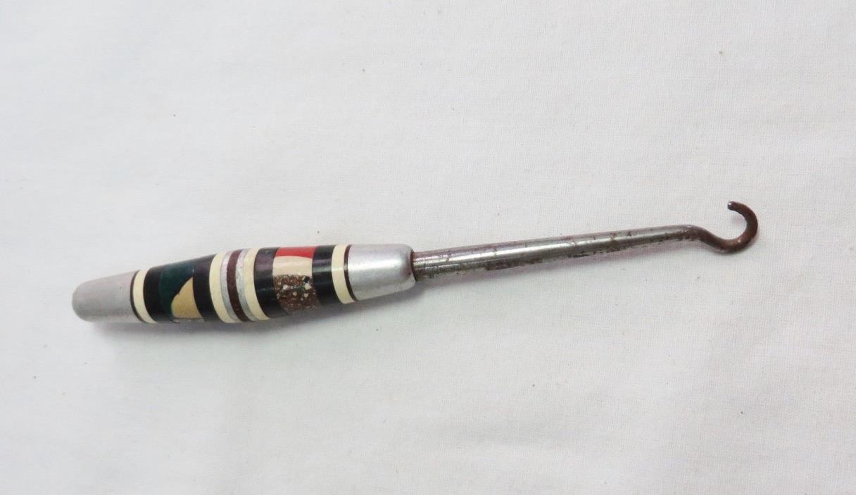 VINTAGE TRECH ART BOOT/UNIFORM BUTTON HOOK BANDED