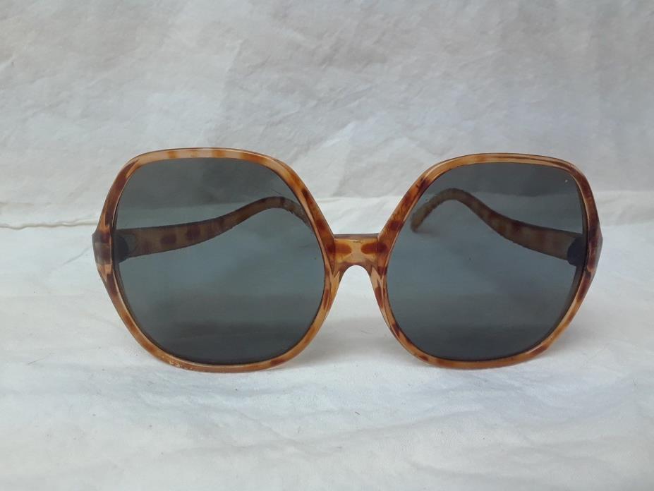 Vintage 1960's Woman's SUNGLASSES Oversized Tortoise Frame Mod Made in Italy