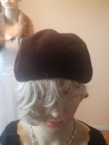 Vintage Gene Doris New York brown hat peachloom velour size 22 union made