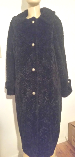 Stunning vintage 60s 70s Black faux Persian Lamb coat plus size XXL