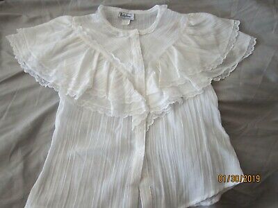 VICTORIAN notations size 10 Beautiful White Blouse Renaissance  Lace