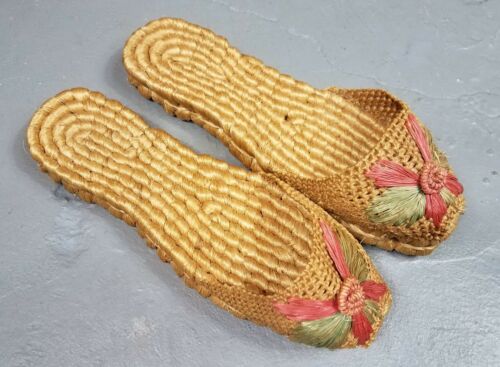 vintage straw slippers sandals tiki 50s woven jute peep toe flats pinup