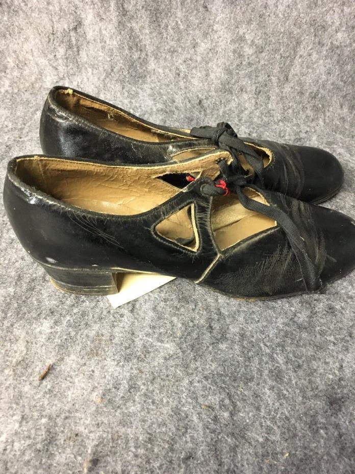 1930s 1940s black leather mary jane slip on flats size 5