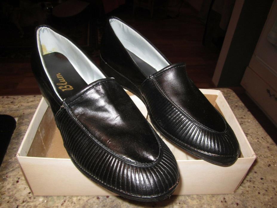 Nos vintage Blum leather loafer womens girls boys mens shoes 10  = 10 7/8