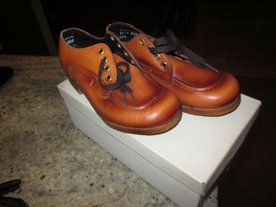 NOS vintage leather  mens boys girls Oxford shoes   1  = 8 1/4