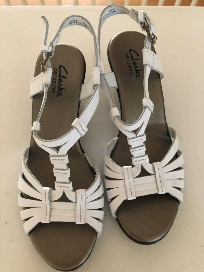 Clark's Bnedables White Soft Leather Wedge Sandals Shoes Size 7M Comfy